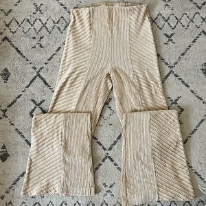 Free People Cream Slim Pull On Velvet Flare Pants. Size Small